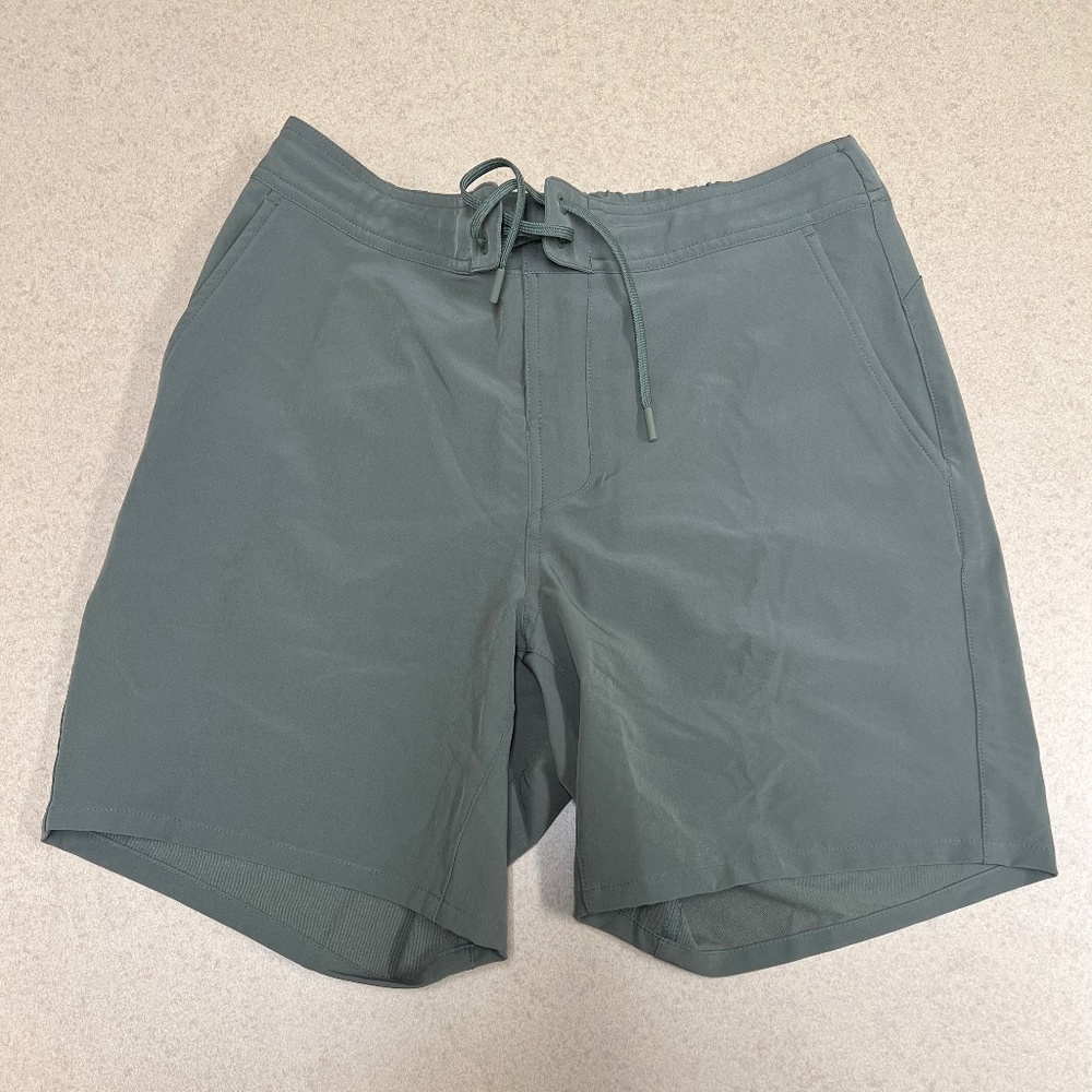 Ten Thousand Foundation Shorts Medium 7 inch